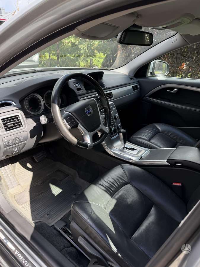 Volvo V70, 2.0 l., universalas
