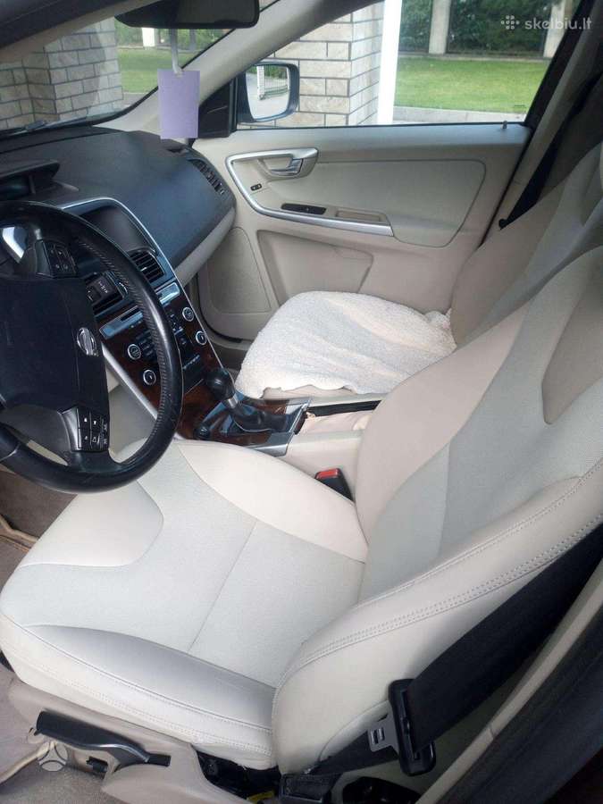 Volvo XC60 - 5