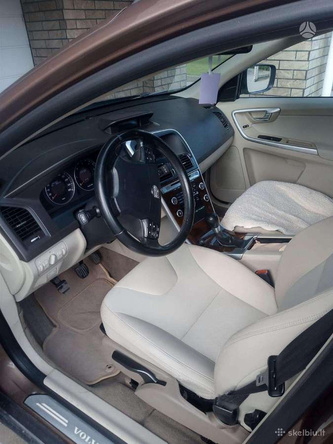 Volvo XC60 - 6