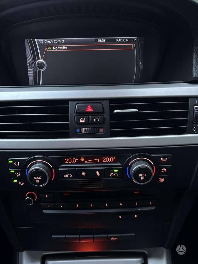 BMW 318, 2.0 l., Универсал