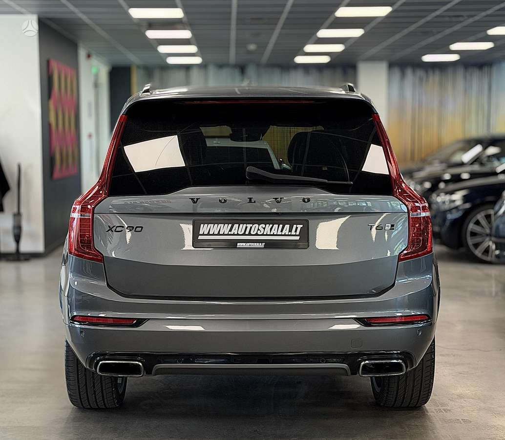 Volvo XC90 - 5