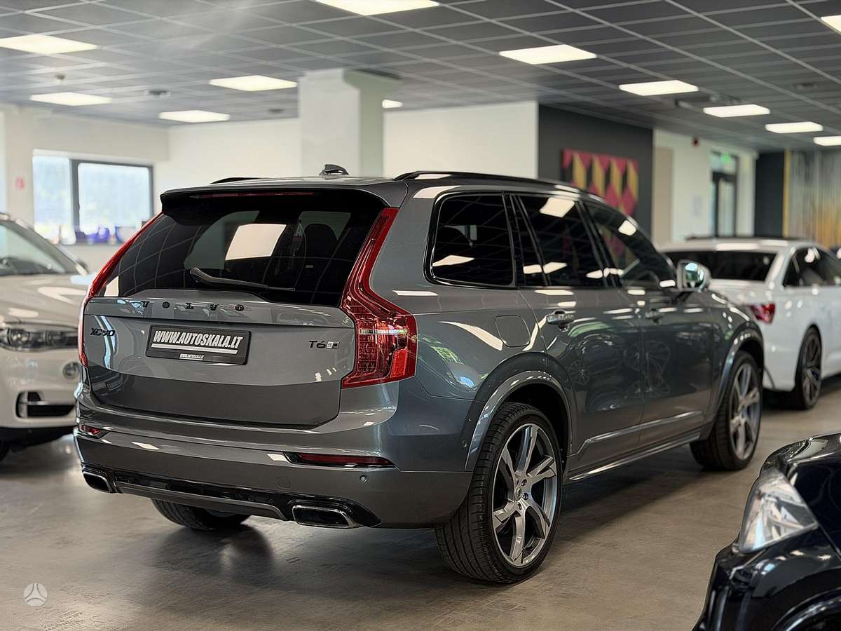 Volvo XC90 - 6