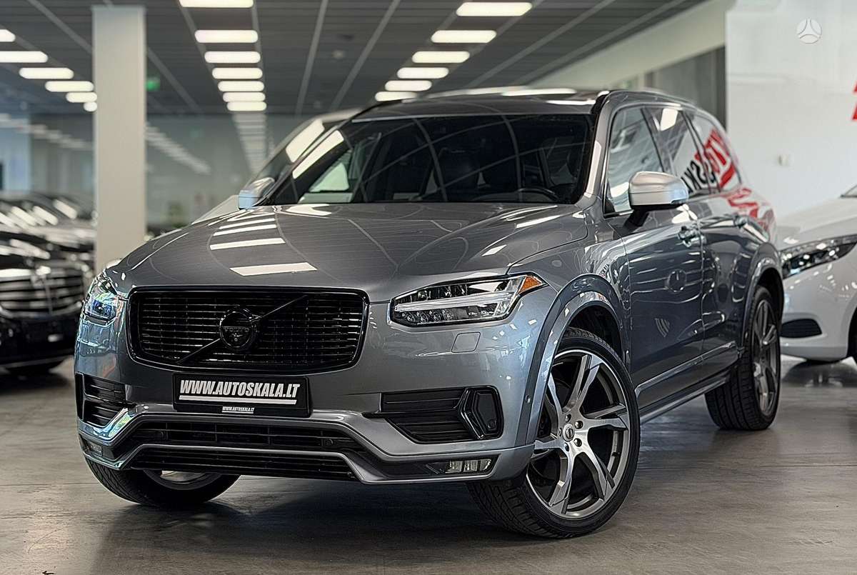Volvo XC90 - 1