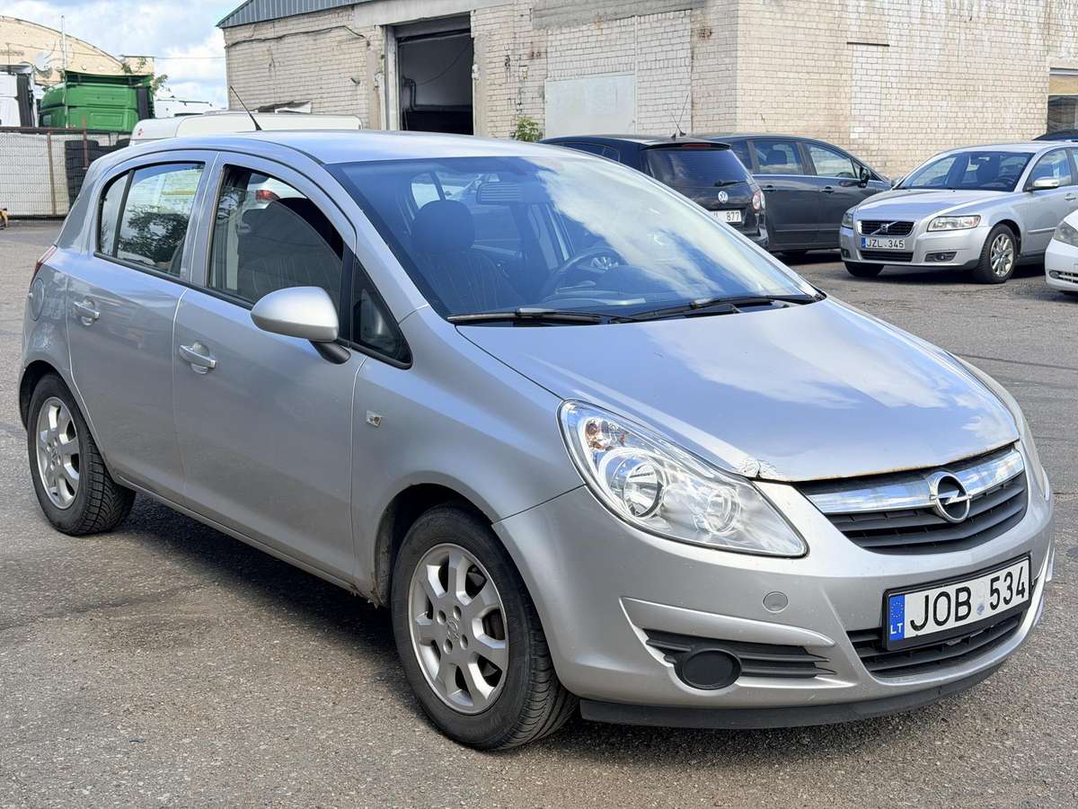 Opel Corsa, 1.3 l., Хэтчбек