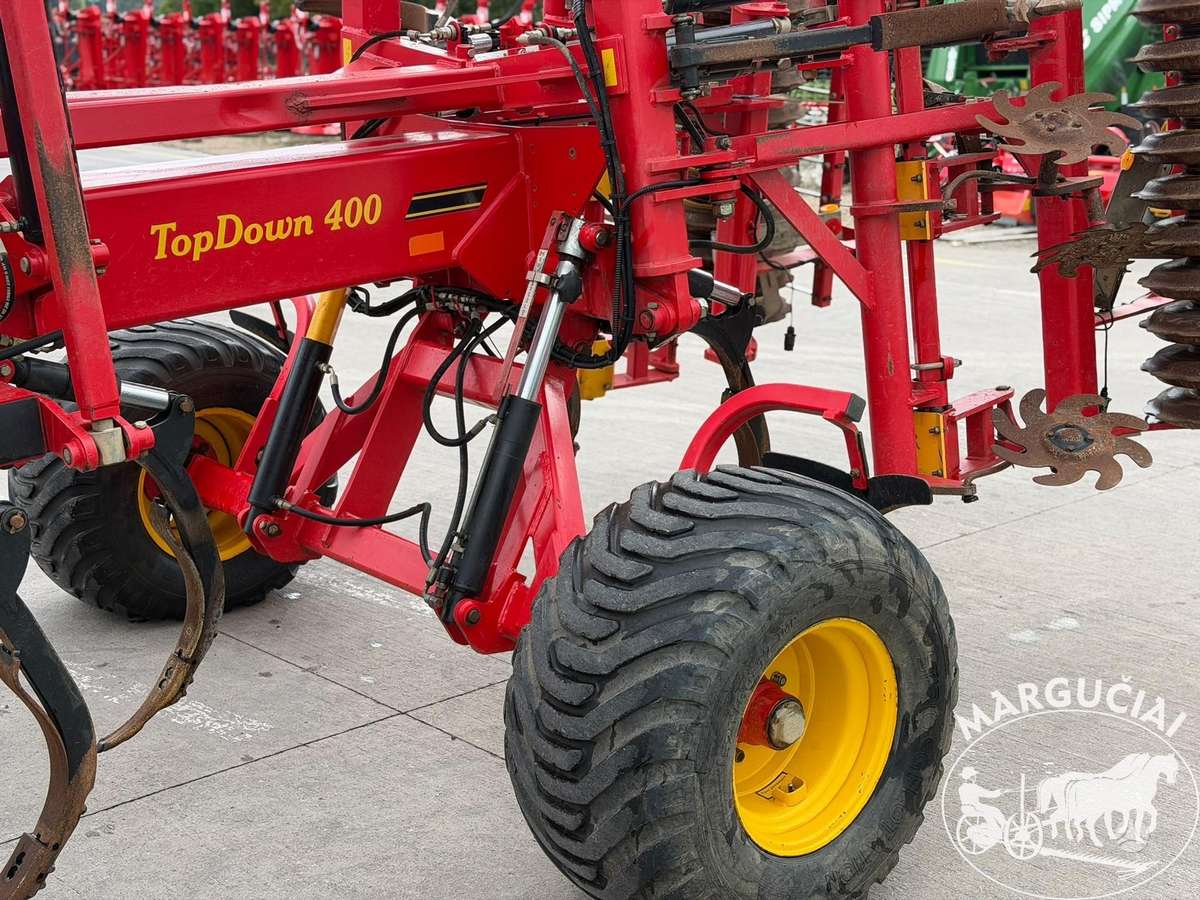 Vaderstad TopDown 400, 4 m, scrapers, scrubbers