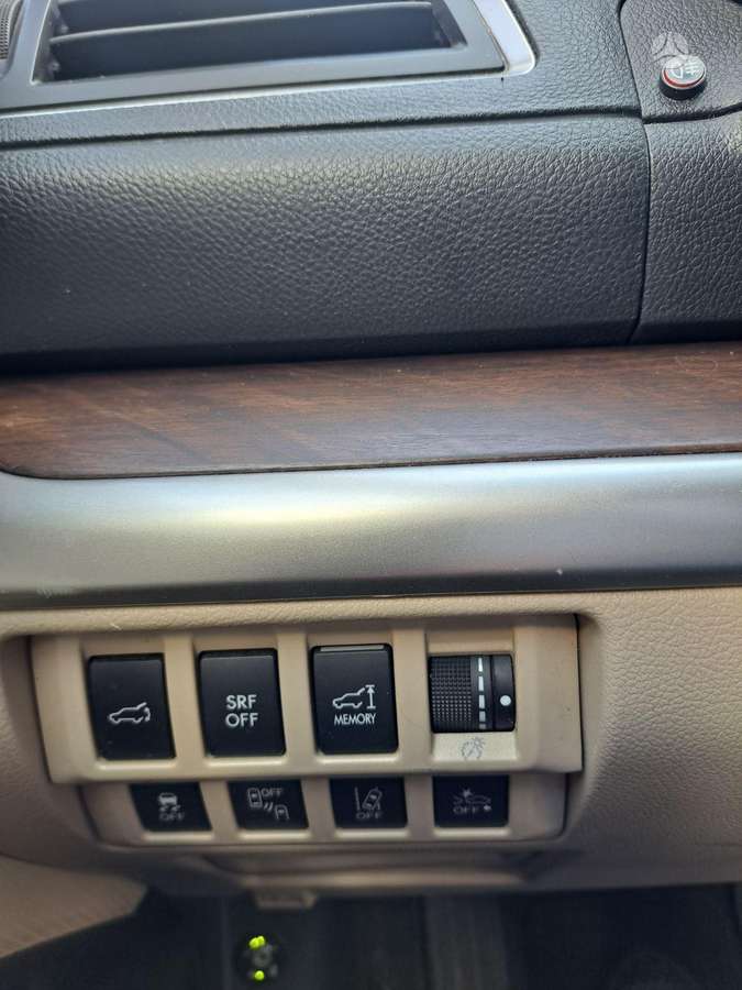 Subaru Outback - 10