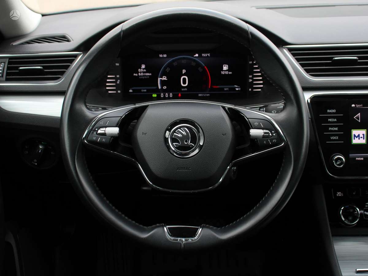 Skoda Superb, 1.5 l., hatchback