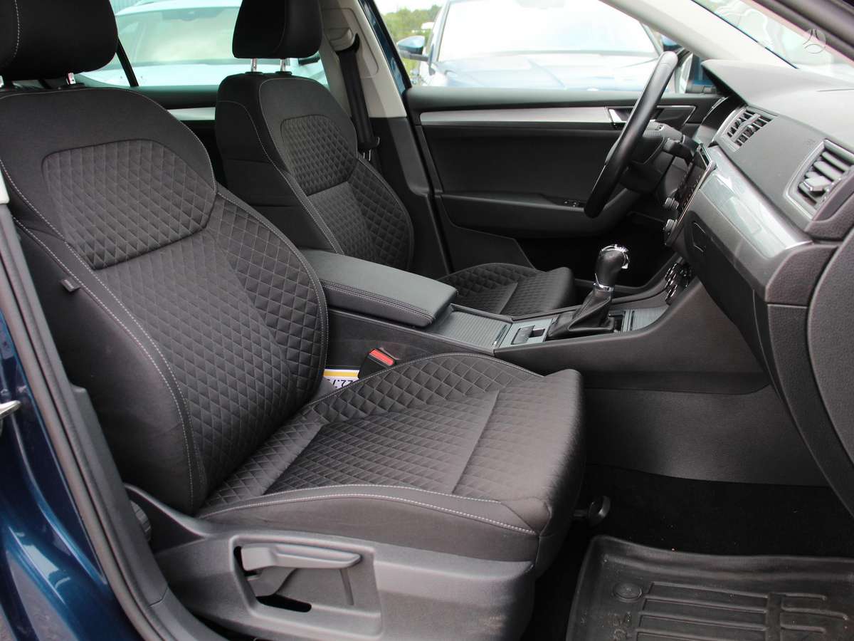 Skoda Superb, 1.5 l., hatchback