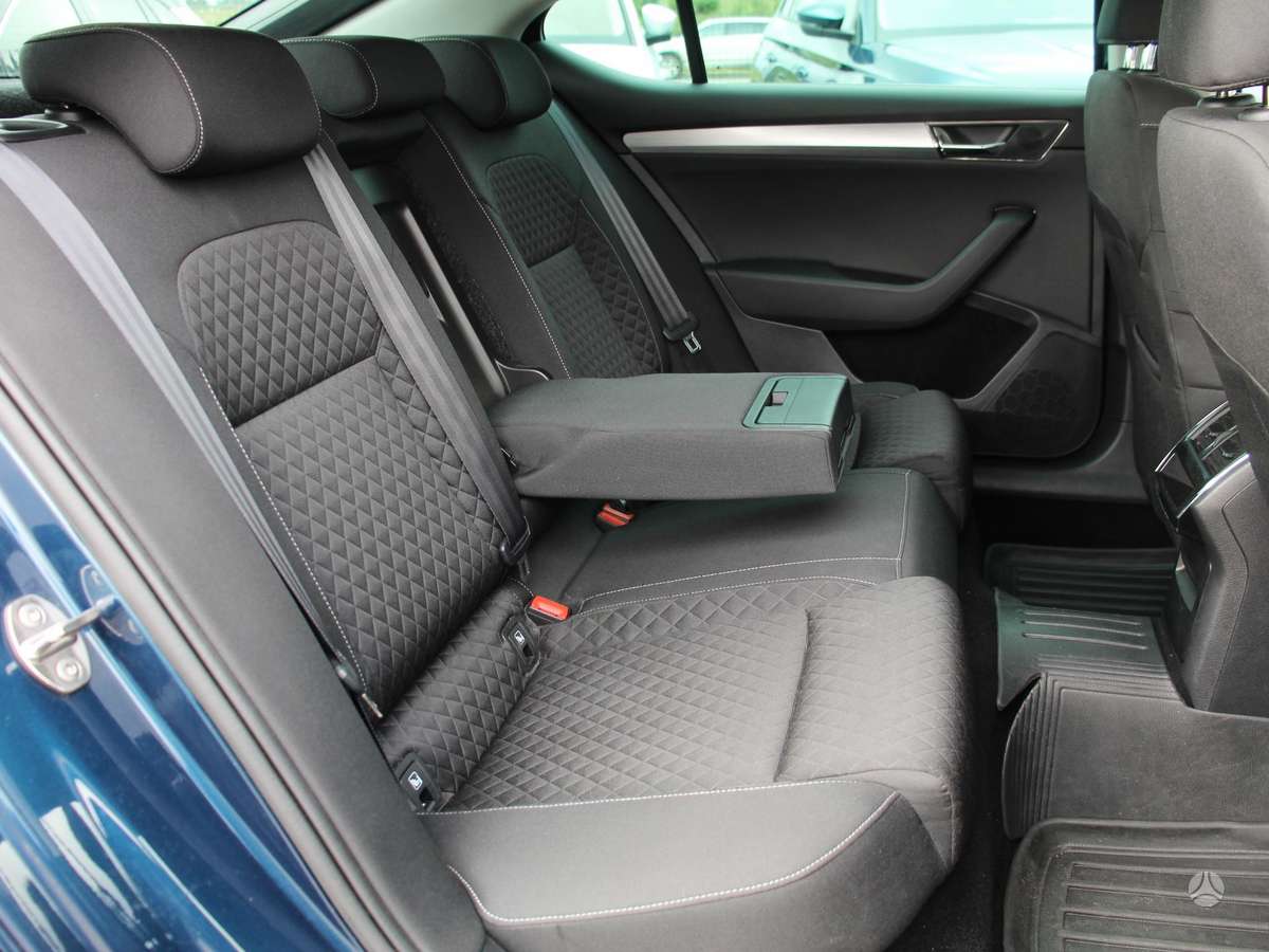 Skoda Superb, 1.5 l., hatchback