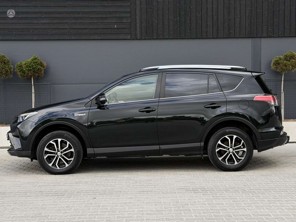 Toyota RAV4 - 4