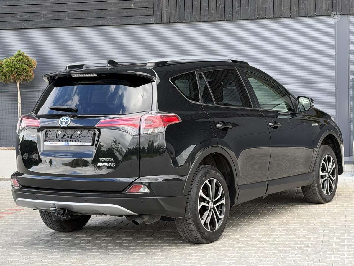 Toyota RAV4 - 7