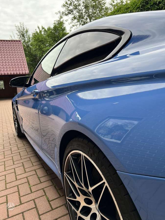 BMW M4, 3.0 l., coupe