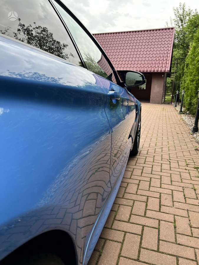 BMW M4, 3.0 l., coupe