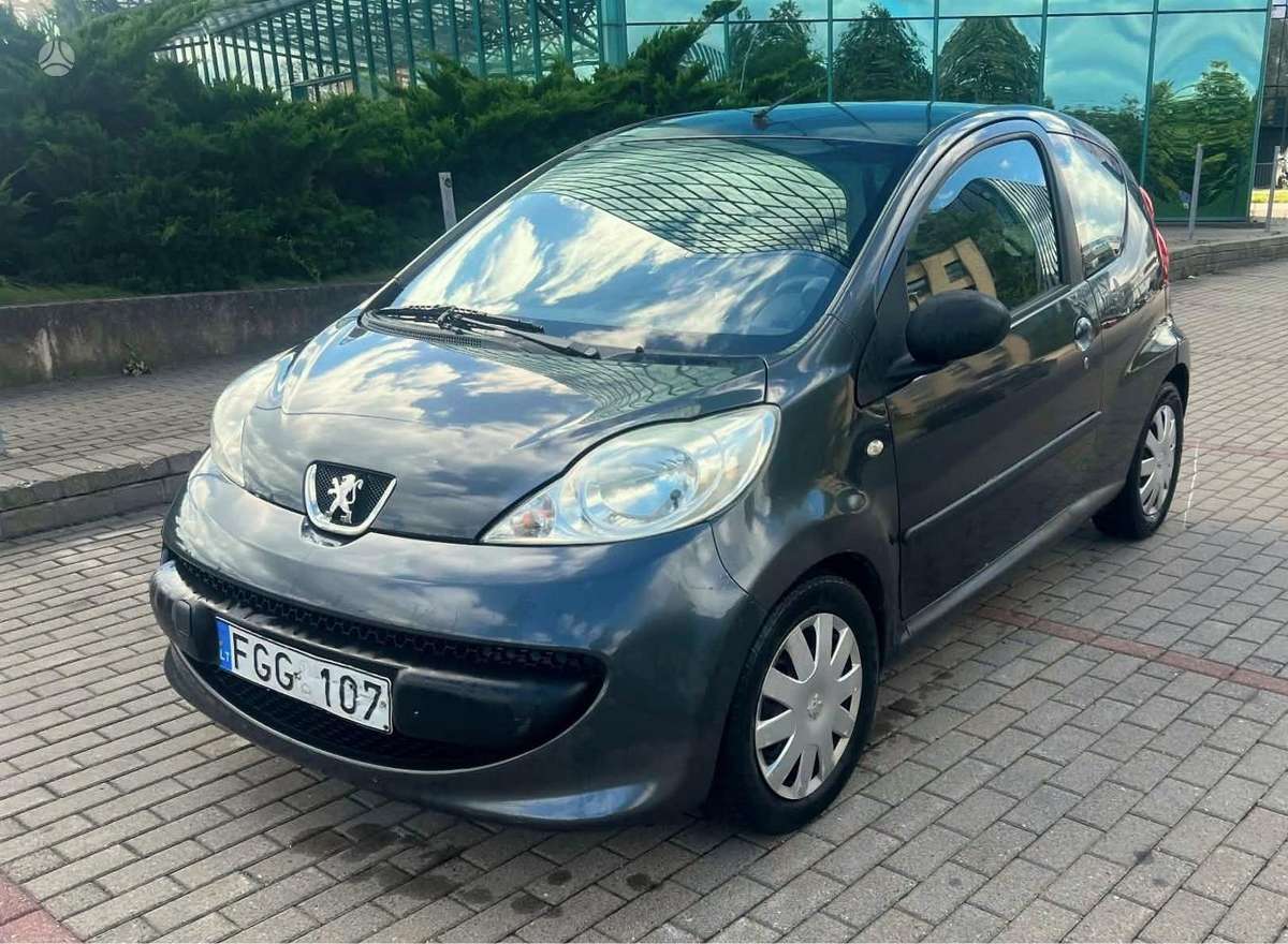 Peugeot 107 - 1
