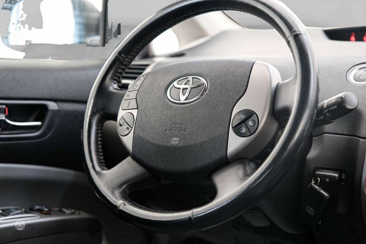 Toyota Prius - 6
