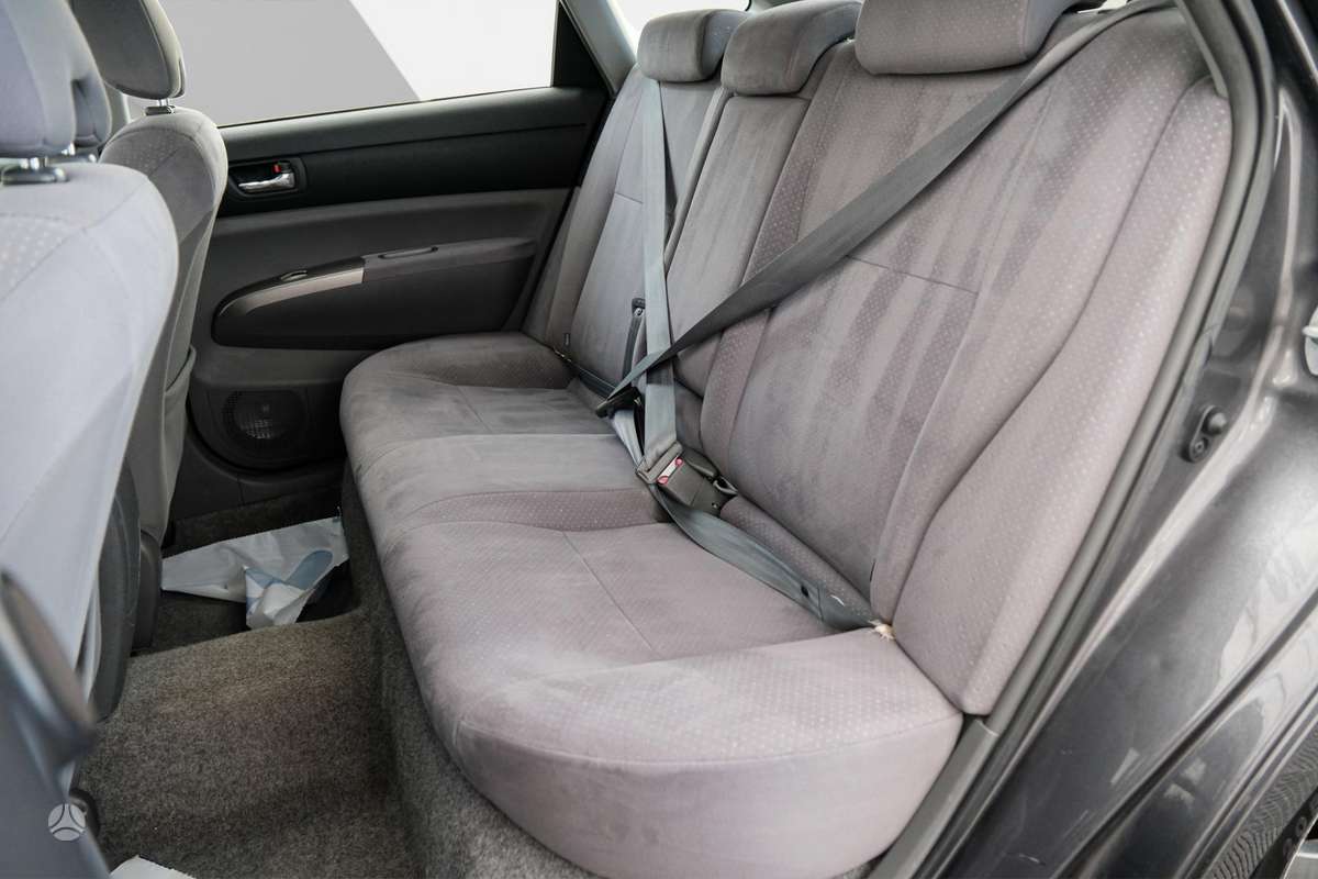 Toyota Prius - 8