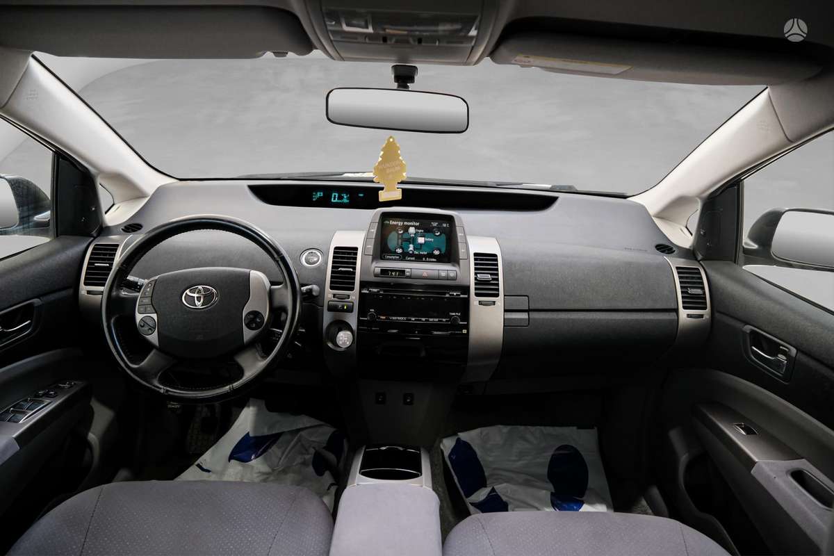 Toyota Prius - 9