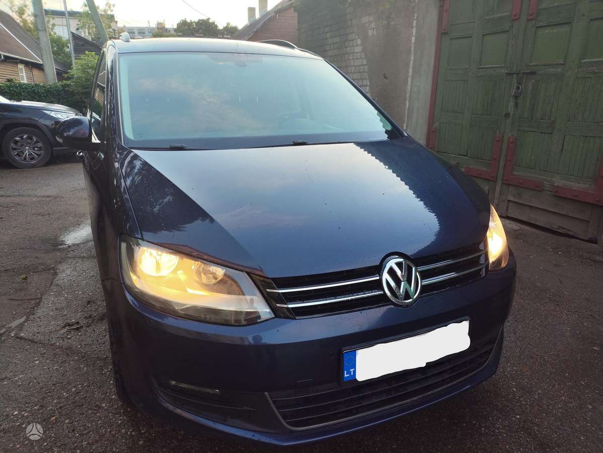 Volkswagen Sharan - 1