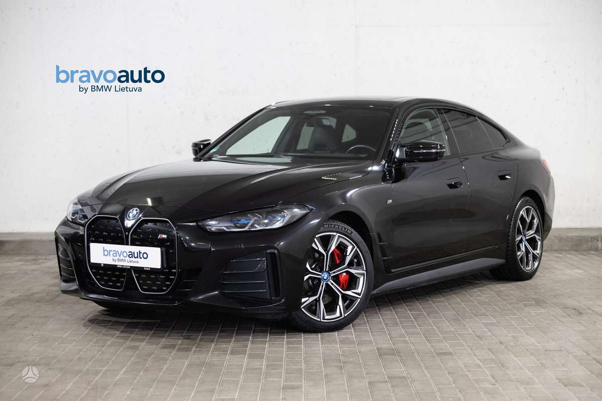 BMW i4, 84 kWh, hatchback