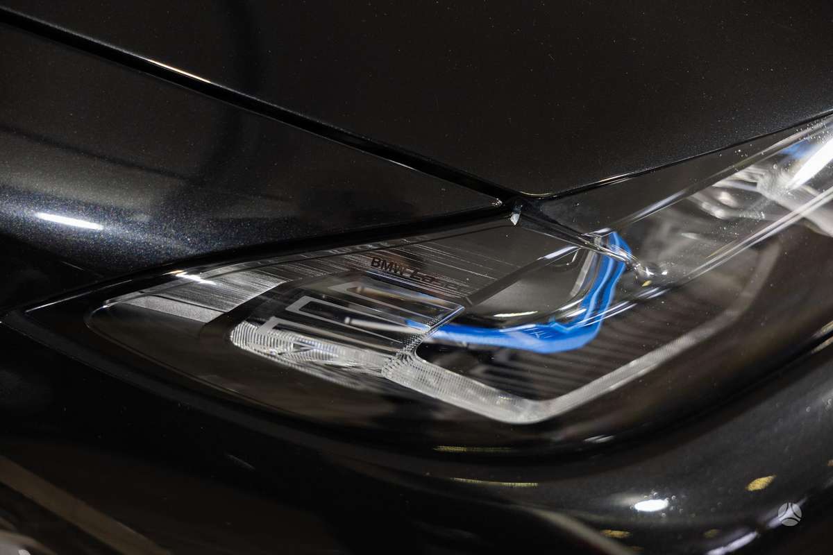 BMW i4, 84 kWh, hatchback