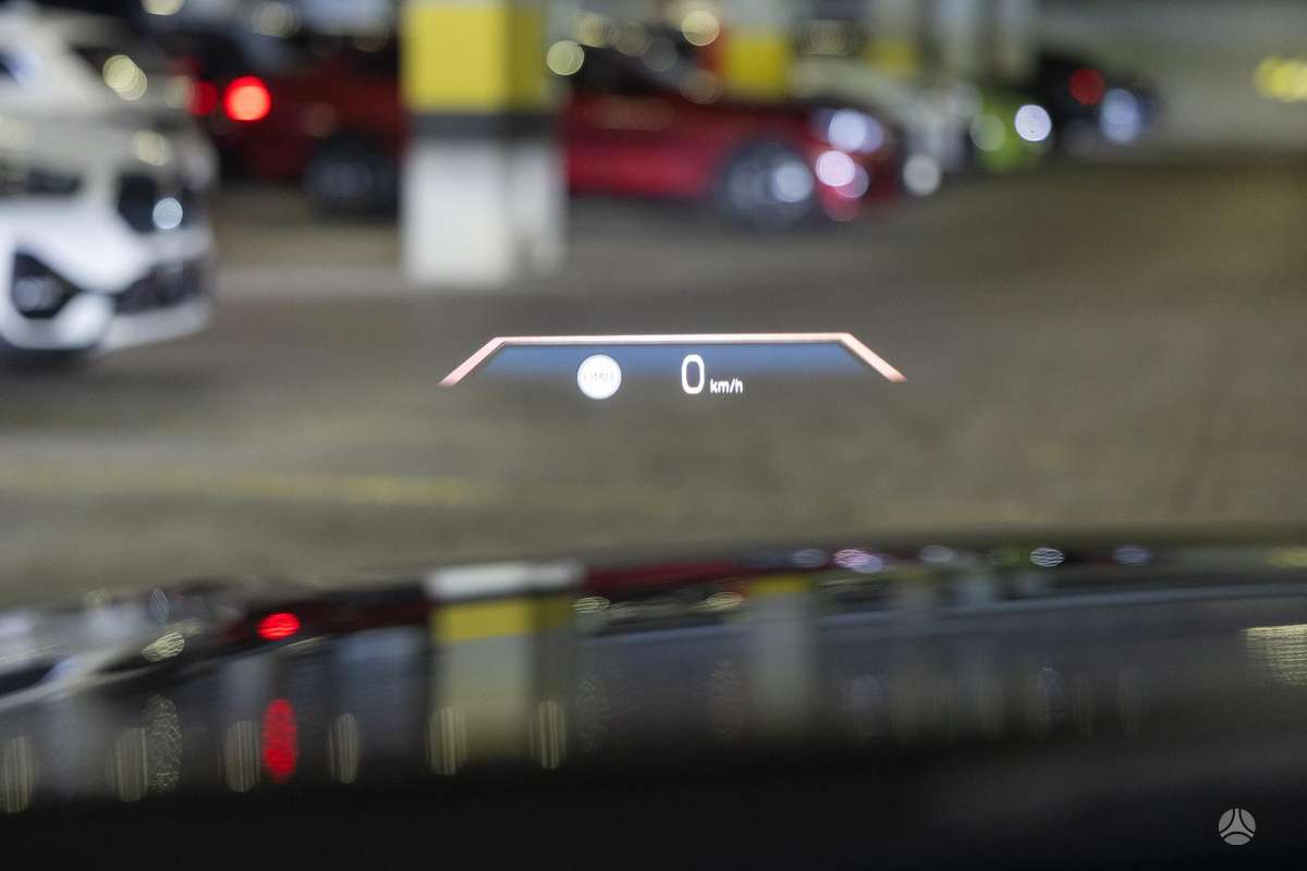 BMW i4, 84 kWh, hatchback