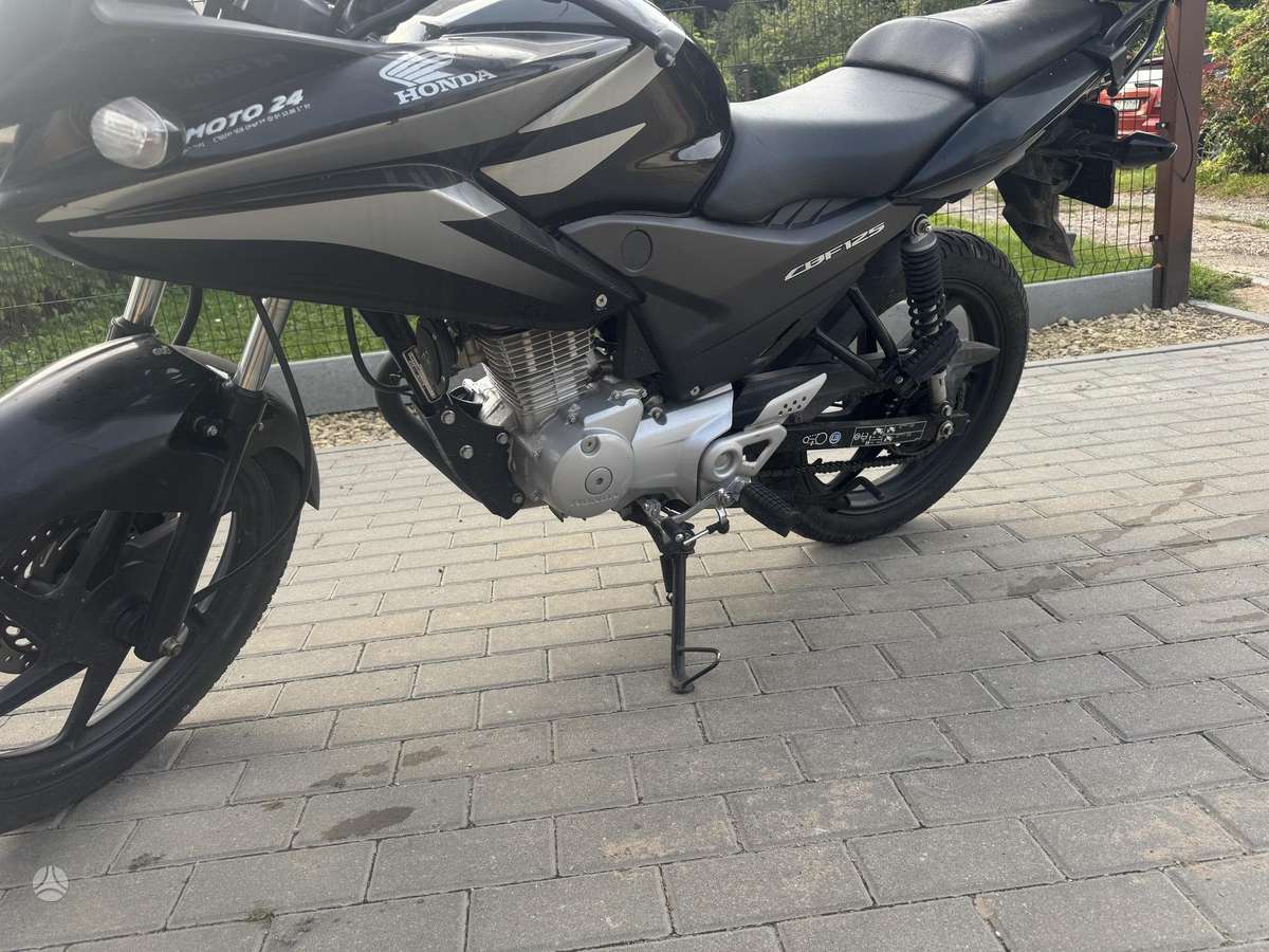 Honda CBF 125cc, street / classic