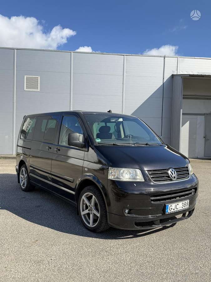 Volkswagen Multivan, 2.5 l., Минивэн