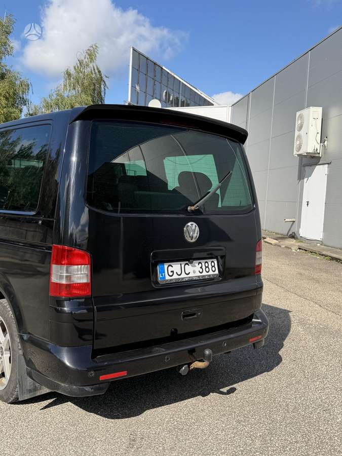 Volkswagen Multivan, 2.5 l., Минивэн
