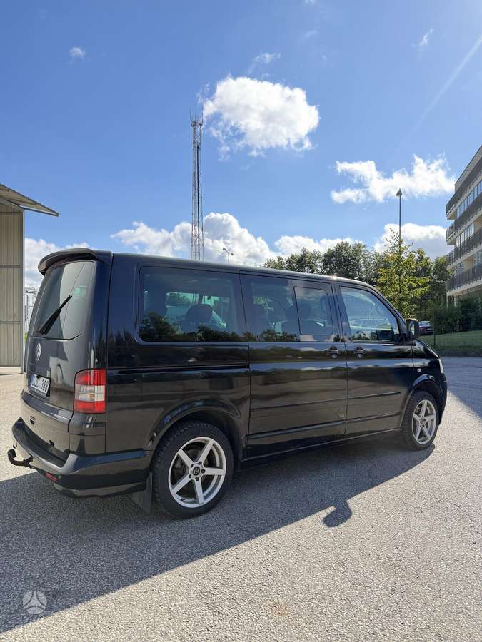 Volkswagen Multivan, 2.5 l., Минивэн