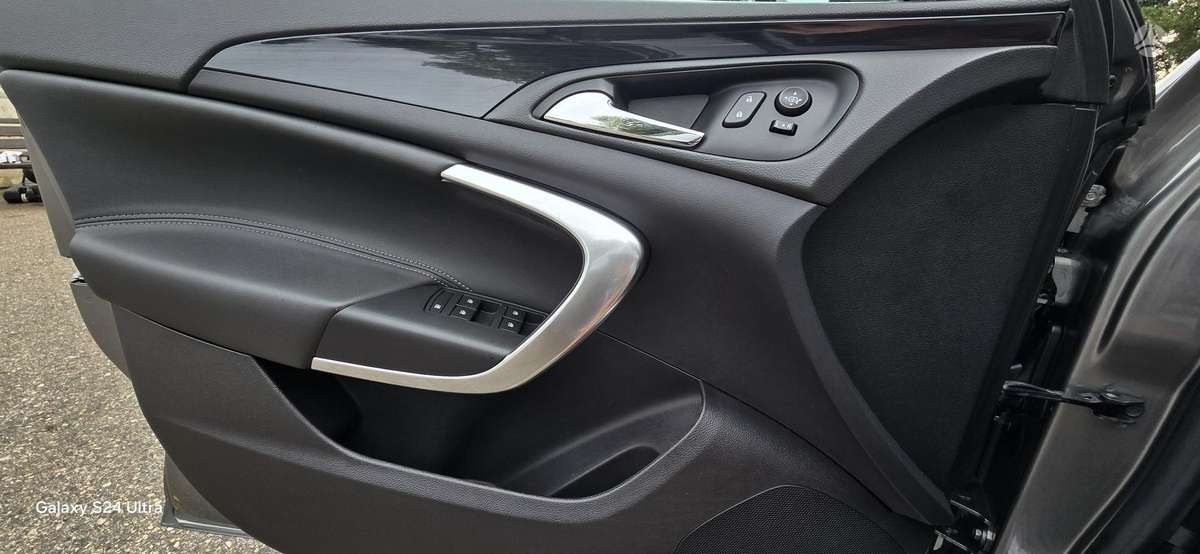 Opel Insignia, 2.0 l., Универсал