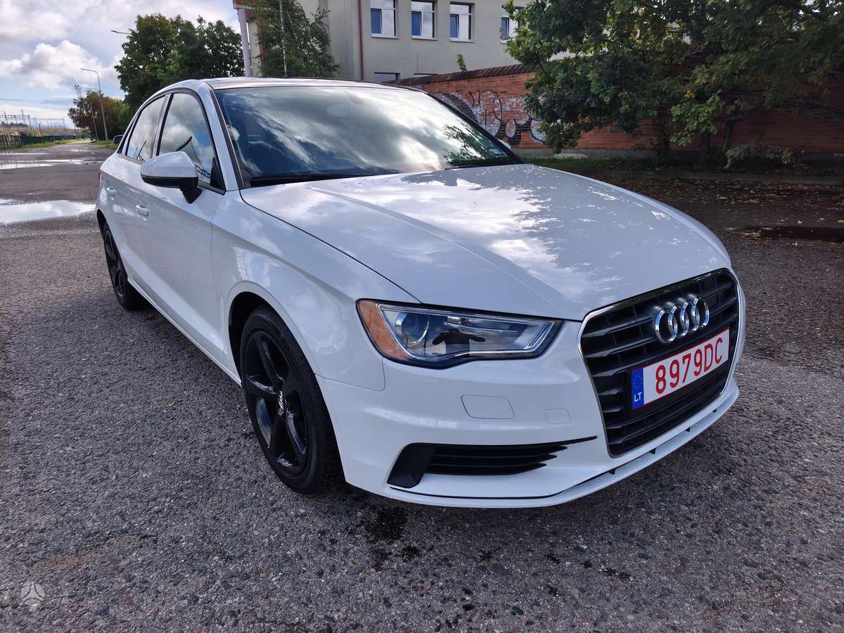 Audi A3, 1.8 l., Седан