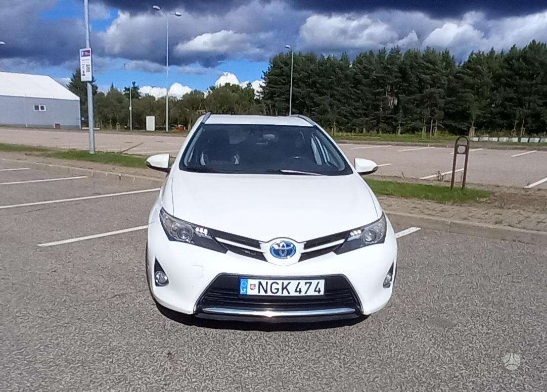 Toyota Auris - 1