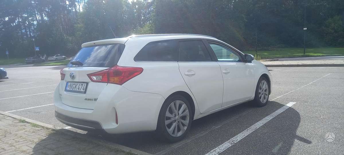 Toyota Auris - 12