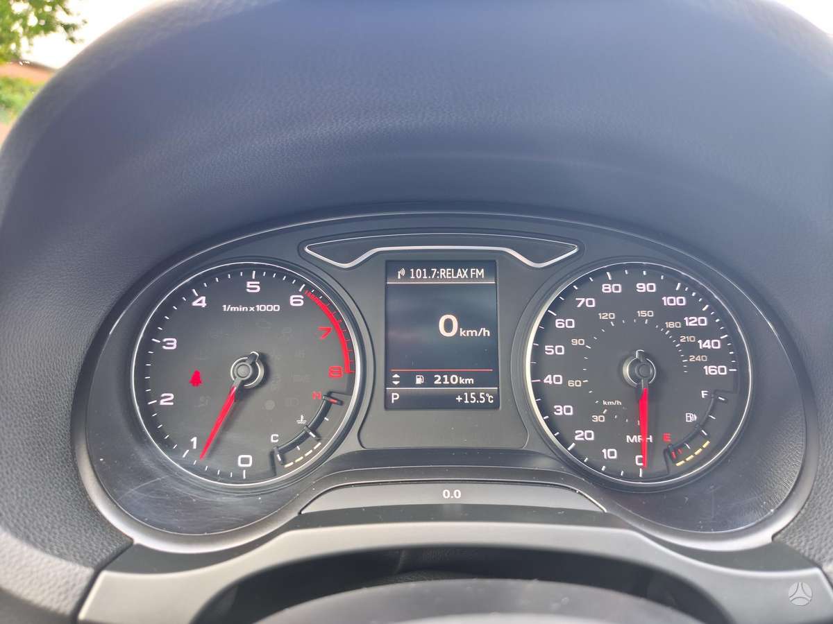 Audi A3, 1.8 l., Седан