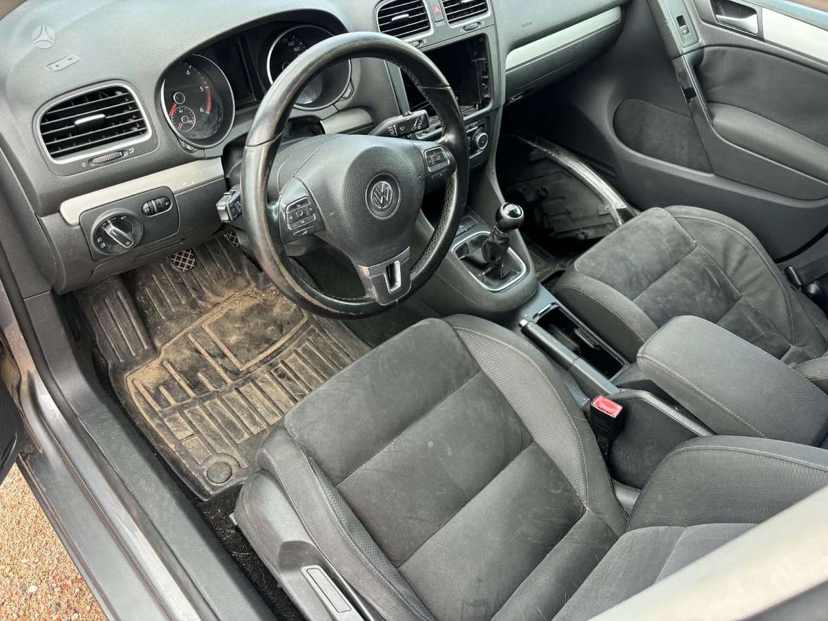 Volkswagen Golf, La7T, Dalimis