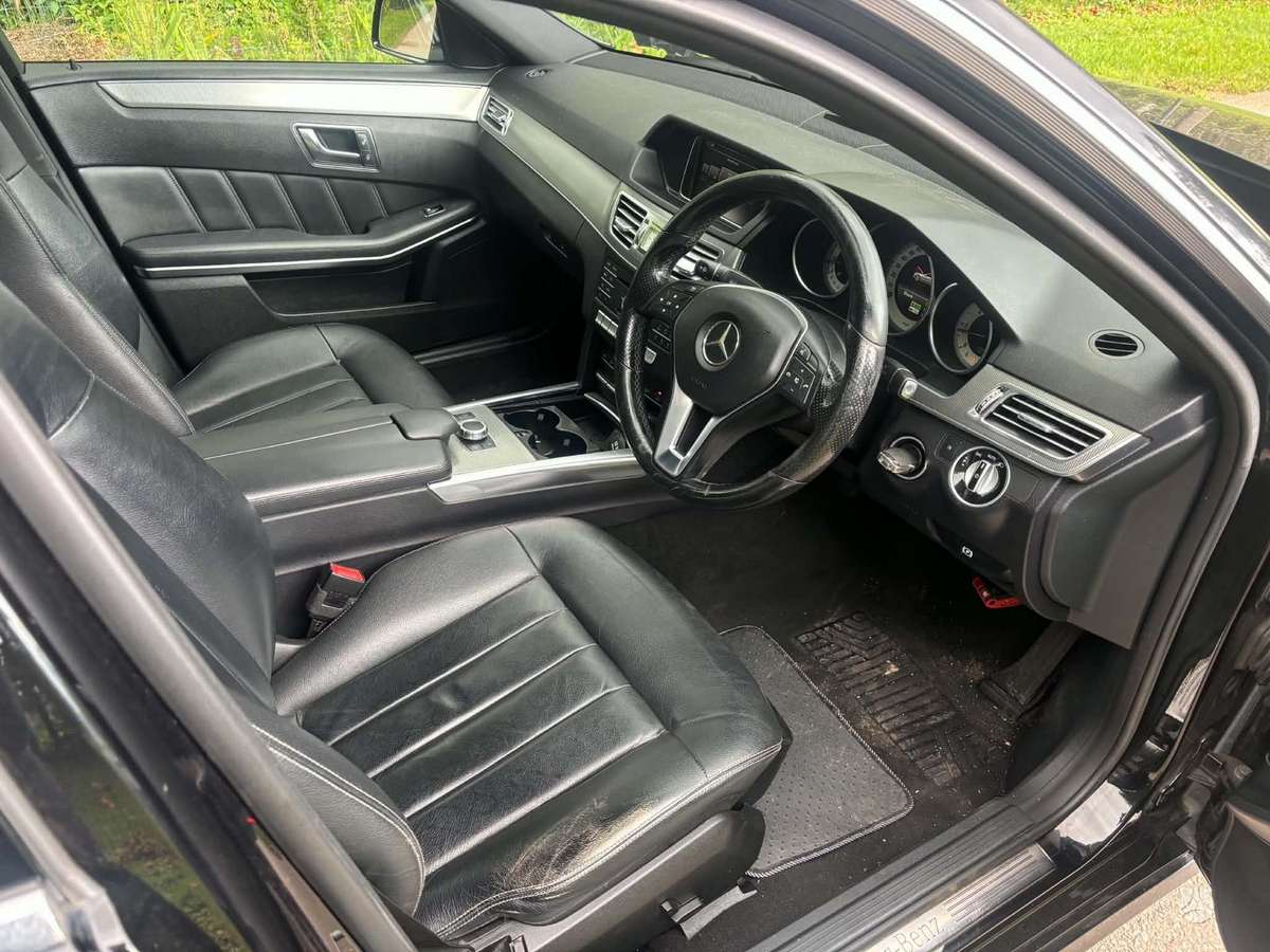 Mercedes-Benz E220 Dalimis