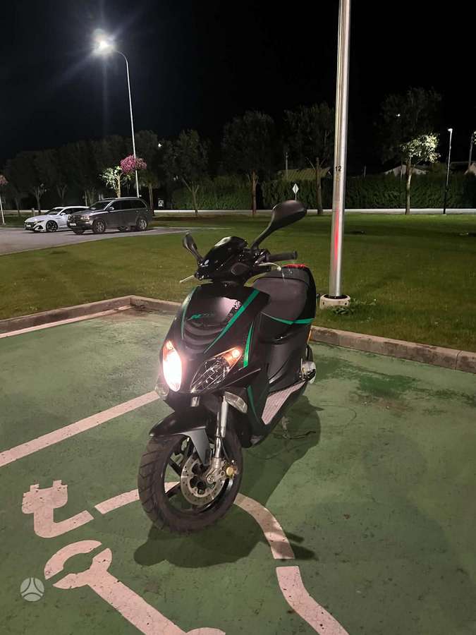 Piaggio NRG 50cc, мотороллеры / мопеды