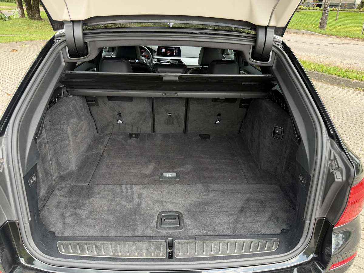 BMW 520, 2.0 l., Универсал