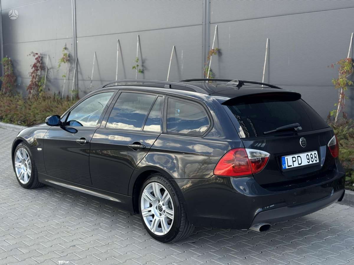 BMW 320, 2.0 l., Седан