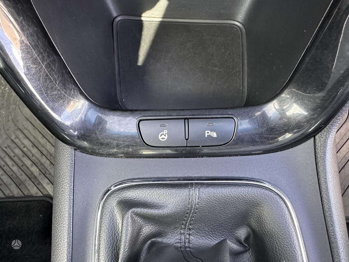 Kia Ceed, 1.6 l., universalas