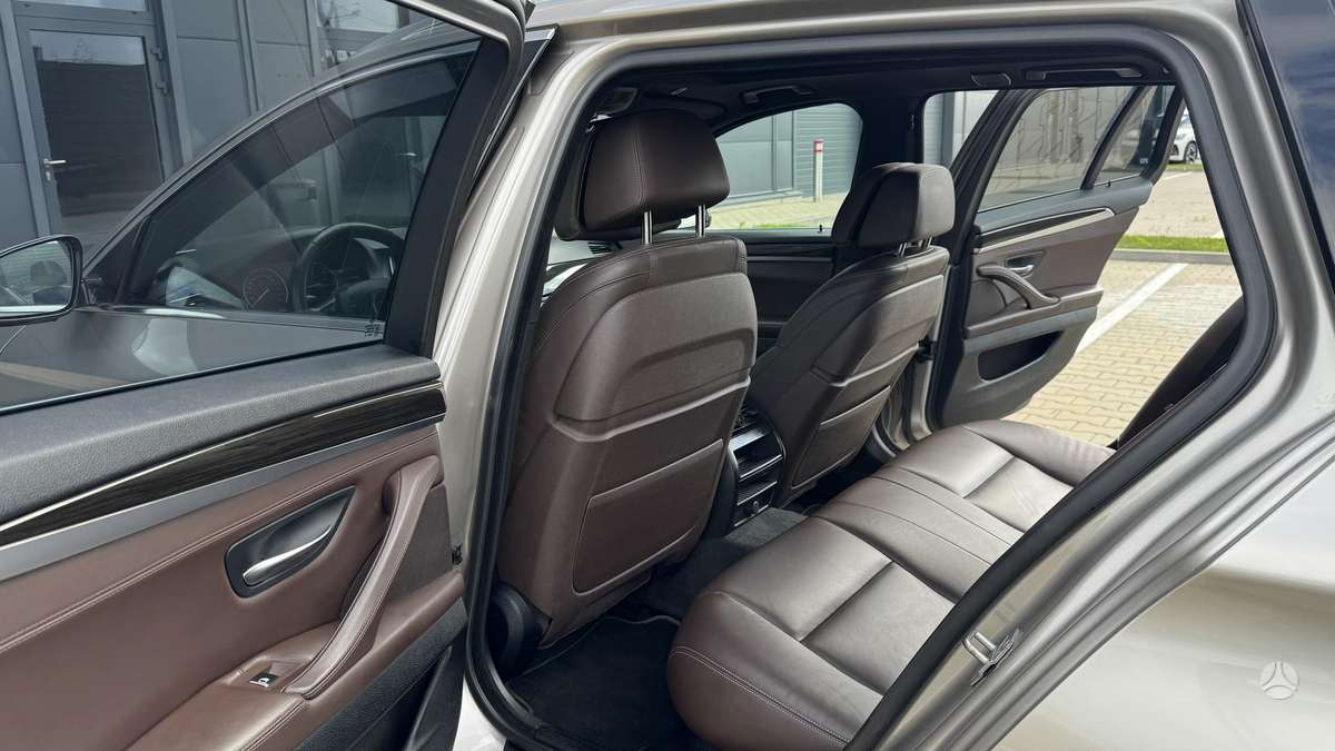 BMW 530, 3.0 l., Универсал