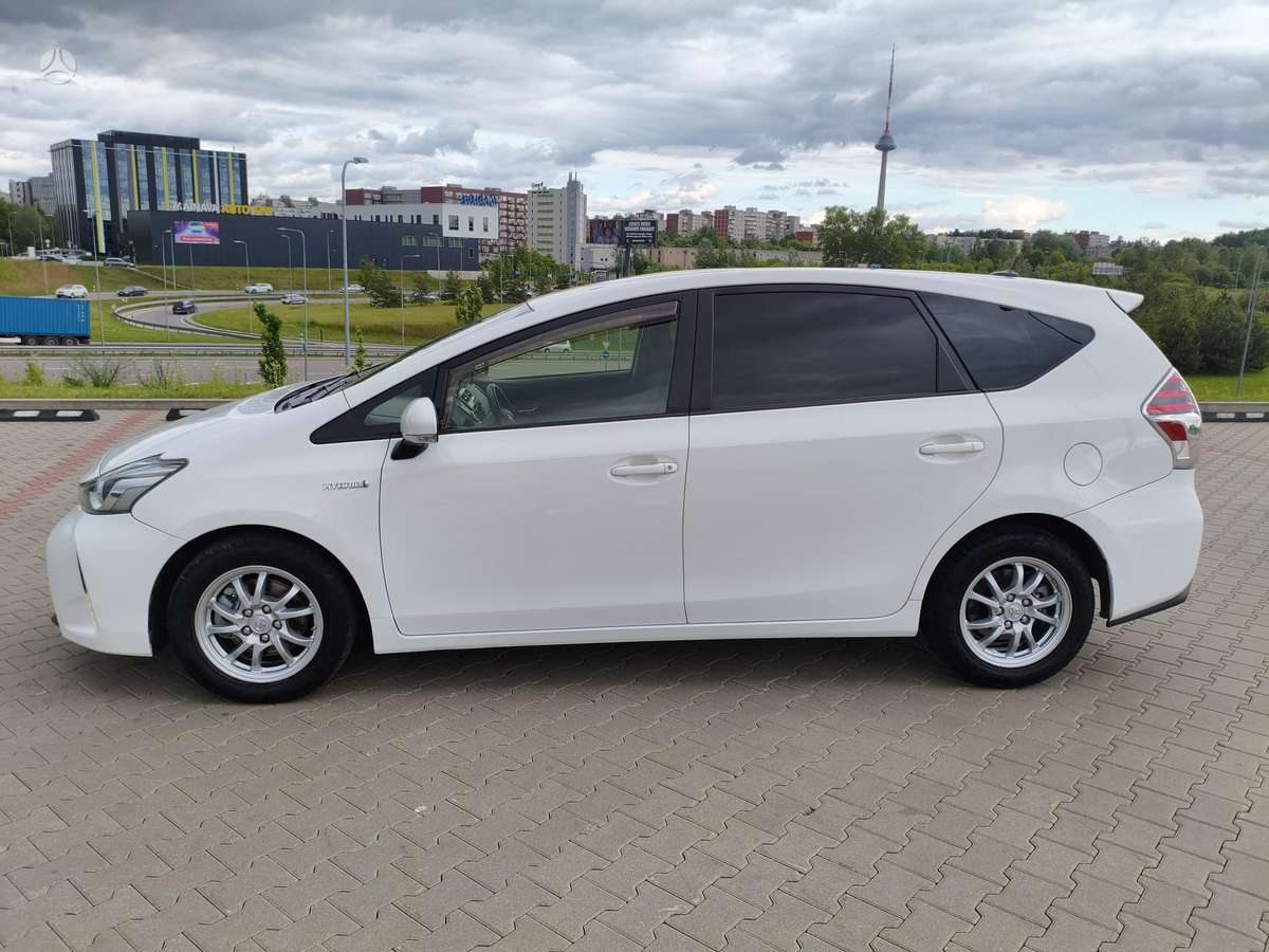 Toyota Prius+ - 7