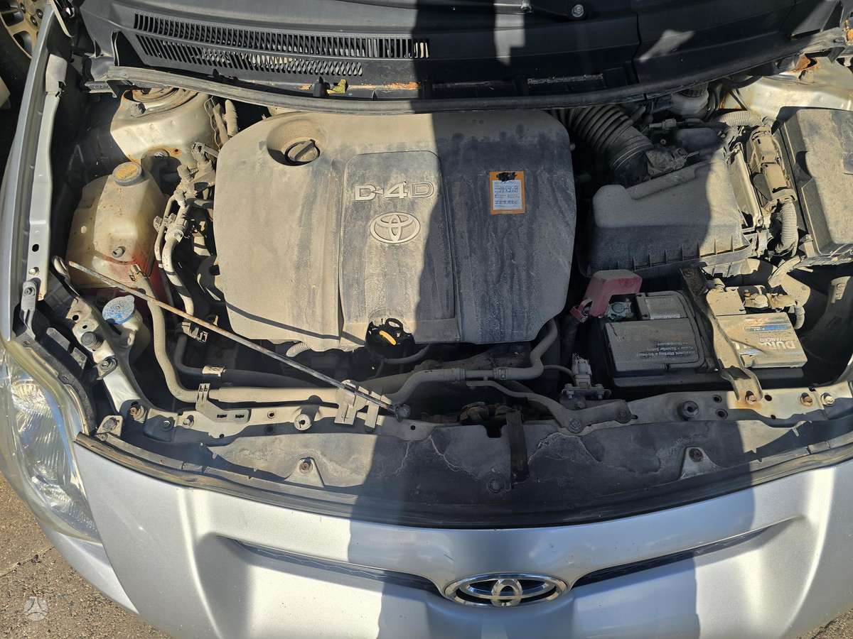 Toyota Auris, 1.4 l., hatchback