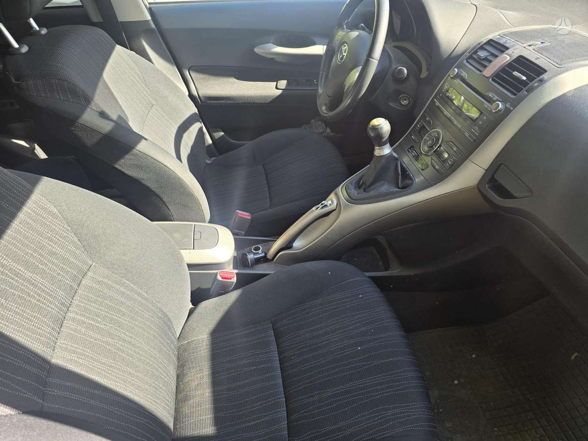 Toyota Auris, 1.4 l., hatchback