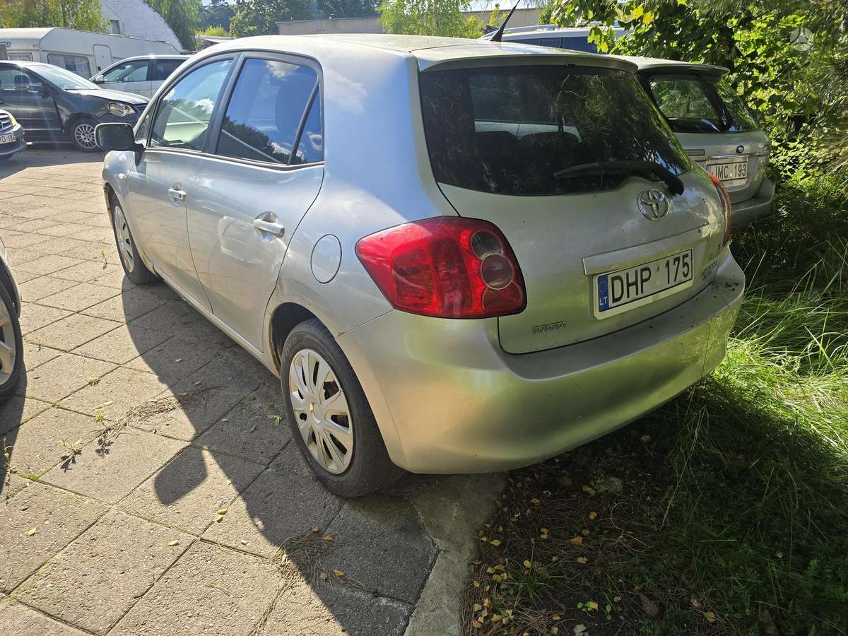 Toyota Auris, 1.4 l., hatchback