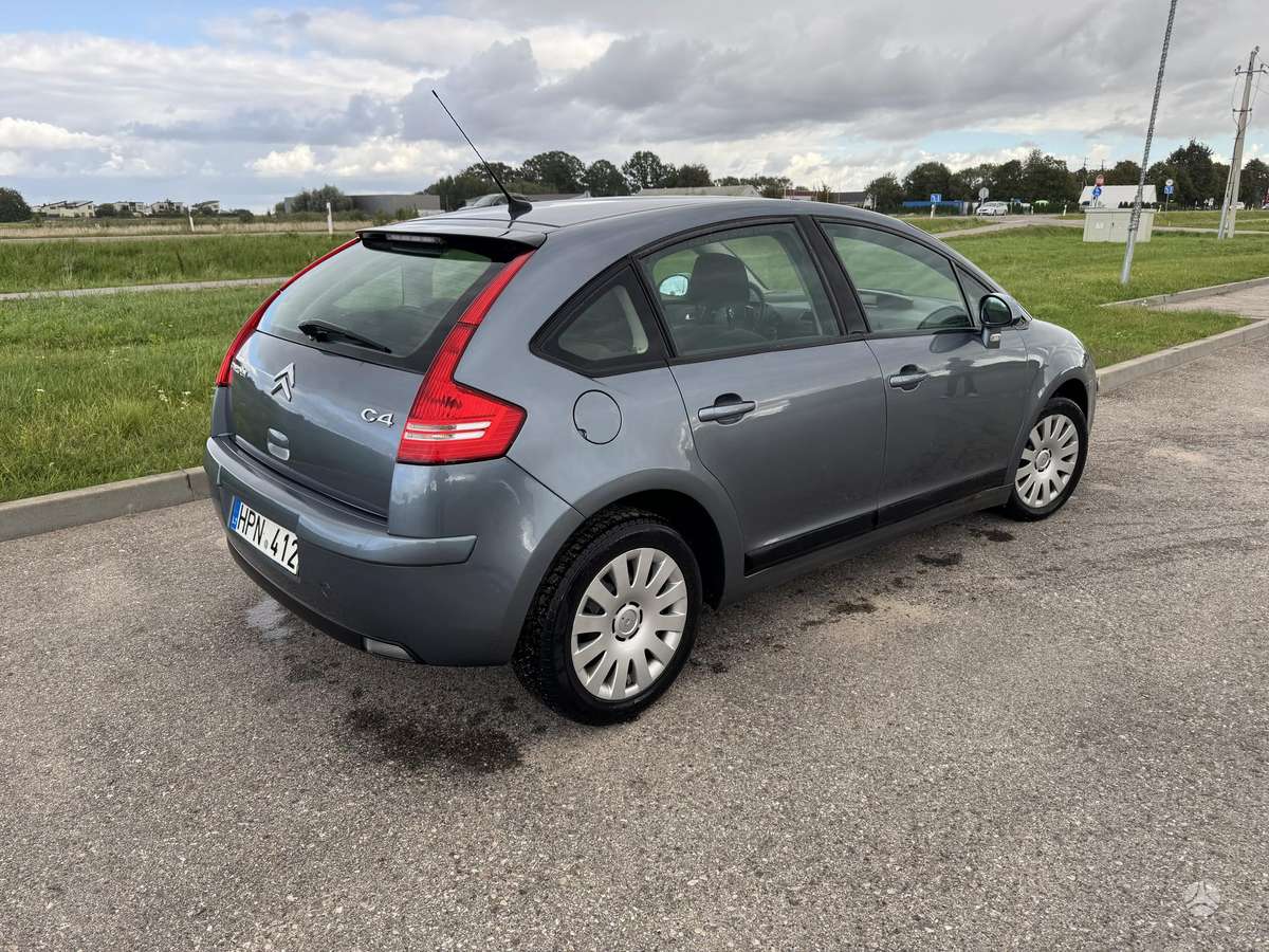 Citroen C4, 1.6 l., Хэтчбек