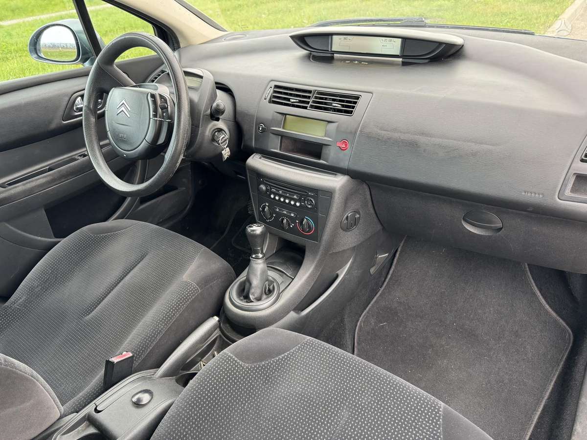 Citroen C4, 1.6 l., Хэтчбек