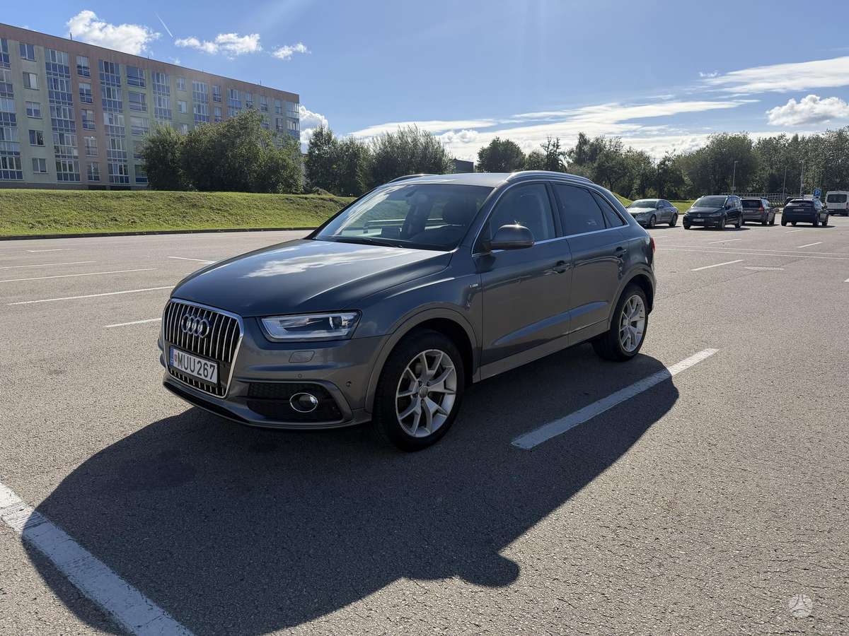 Audi Q3, 2.0 l., Внедорожник / Кроссовер