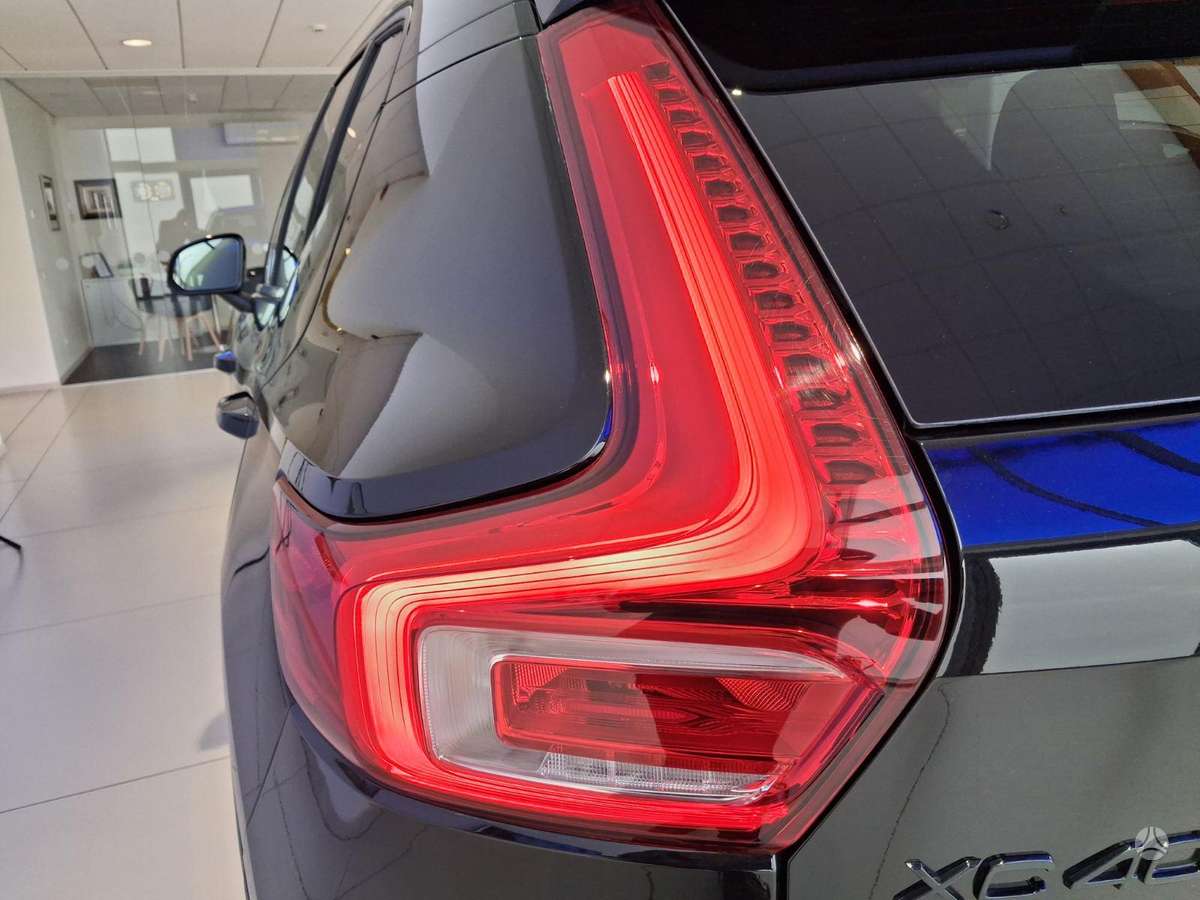 Volvo XC40 - 3