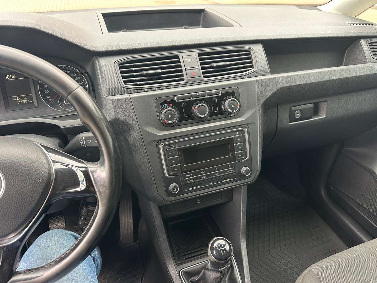 Volkswagen Caddy Maxi - 6